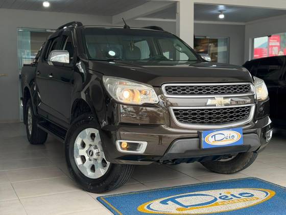 CHEVROLET S10 2.4 LTZ 4X2 CD 8V FLEX 4P MANUAL CHEVROLET S10 2.4 LTZ 4X2 CD 8V FLEX 4P MANUAL
